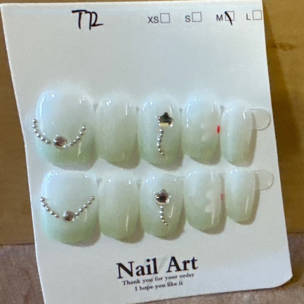 White Ombre Press On Nails Medium Square Silver Bead Rhinestone Floral 10pc Set